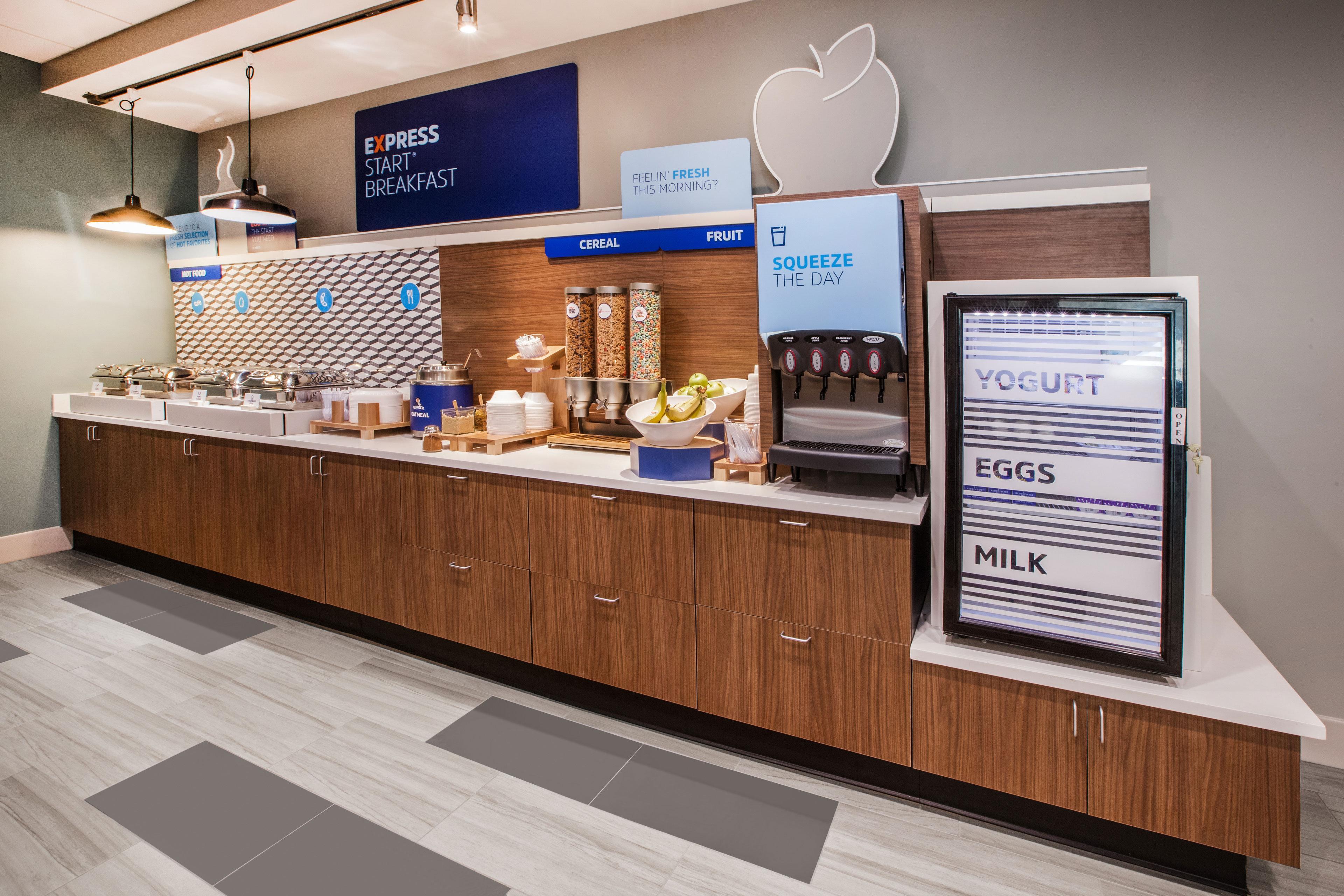Holiday Inn Express Hotel & Suites Lancaster-Lititz By Ihg Екстериор снимка