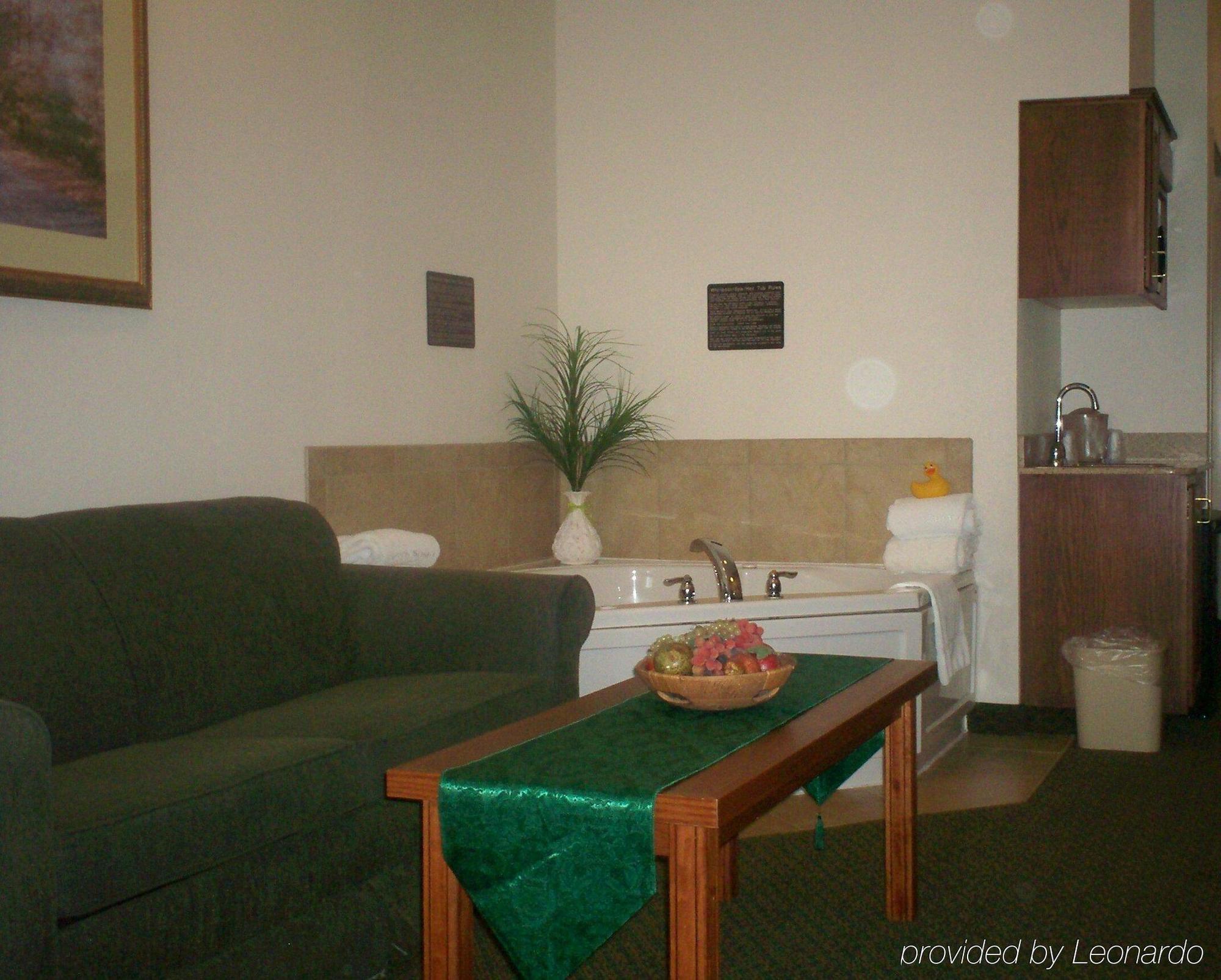 Holiday Inn Express Hotel & Suites Lancaster-Lititz By Ihg Стая снимка